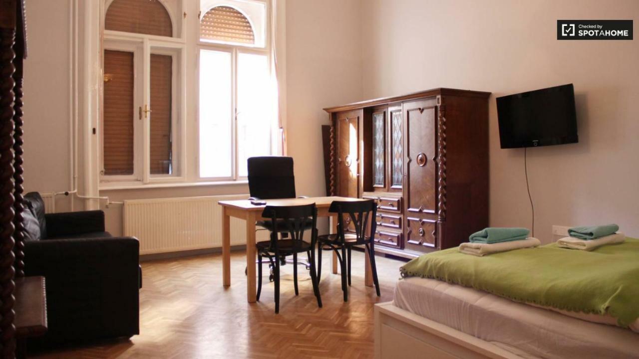Dob15 Big Apartment Budapest Extérieur photo
